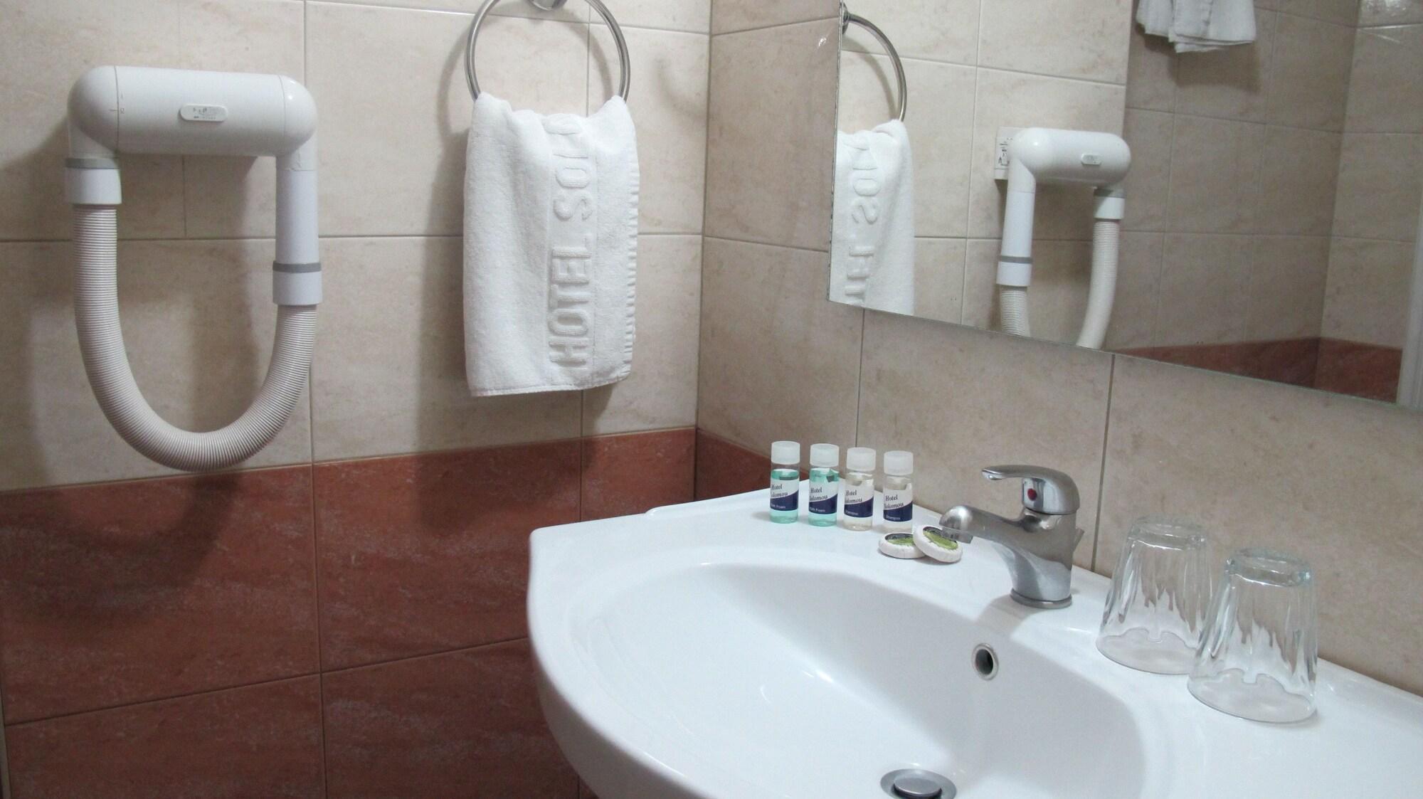 Hotel Solomou 3*